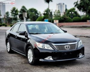 Xe Toyota Camry 2.0E 2014