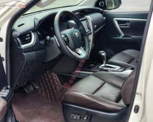 Xe Toyota Fortuner 2.7V 4x2 AT 2016