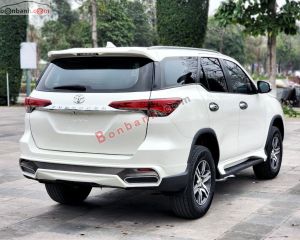 Xe Toyota Fortuner 2.7V 4x2 AT 2016