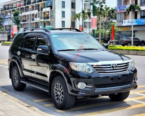 Xe Toyota Fortuner 2.7V 4x2 AT 2015
