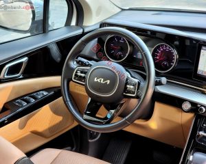 Xe Kia Carnival Luxury 2.2D 2022