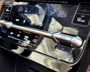 Xe Kia Carnival Luxury 2.2D 2022