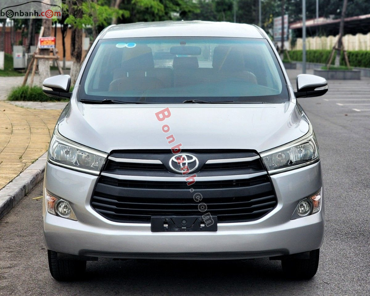 Toyota Innova 2.0E 2016