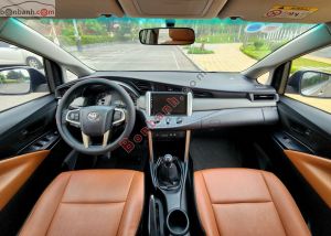 Xe Toyota Innova 2.0E 2016