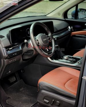 Xe Kia Carnival Signature 2.2D 2023