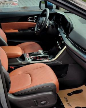 Xe Kia Carnival Signature 2.2D 2023