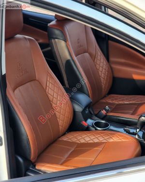 Xe Toyota Innova 2.0G 2020