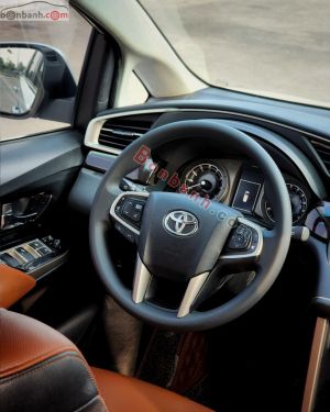 Xe Toyota Innova 2.0G 2020