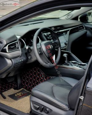 Xe Toyota Camry 2.5Q 2019
