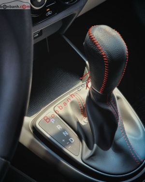 Xe Hyundai i10 1.2 AT 2021