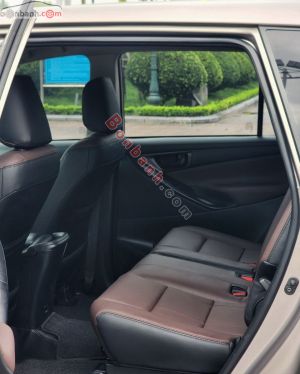 Xe Toyota Innova E 2.0 MT 2021