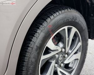 Xe Toyota Innova E 2.0 MT 2021