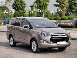 Xe Toyota Innova 2.0V 2018