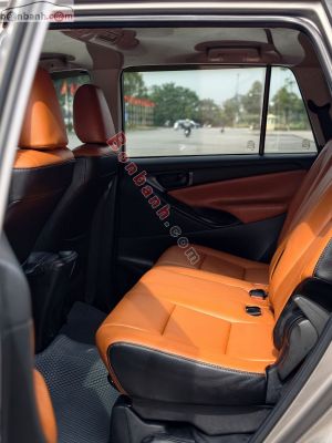 Xe Toyota Innova 2.0E 2020