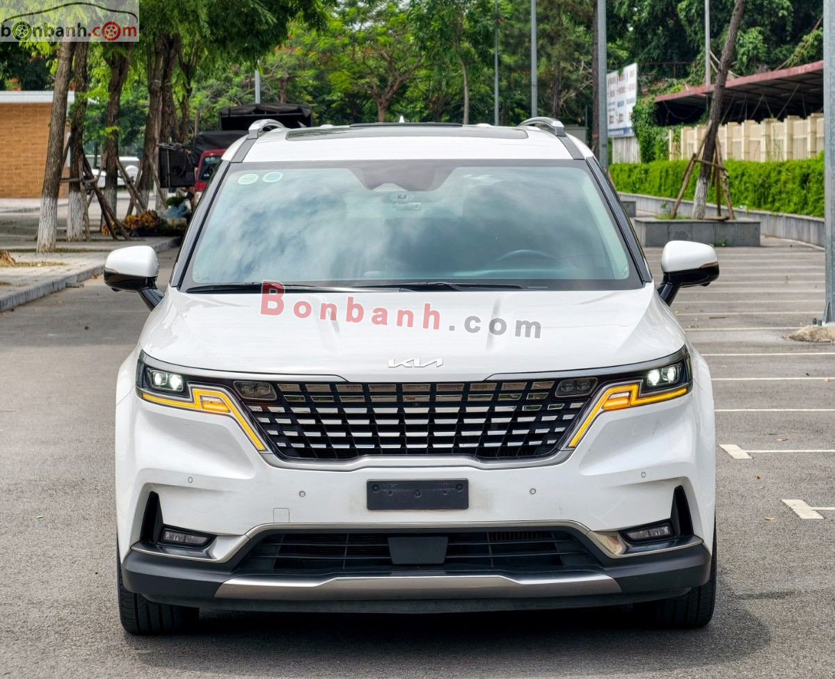 Kia Carnival Signature 2.2D 2024