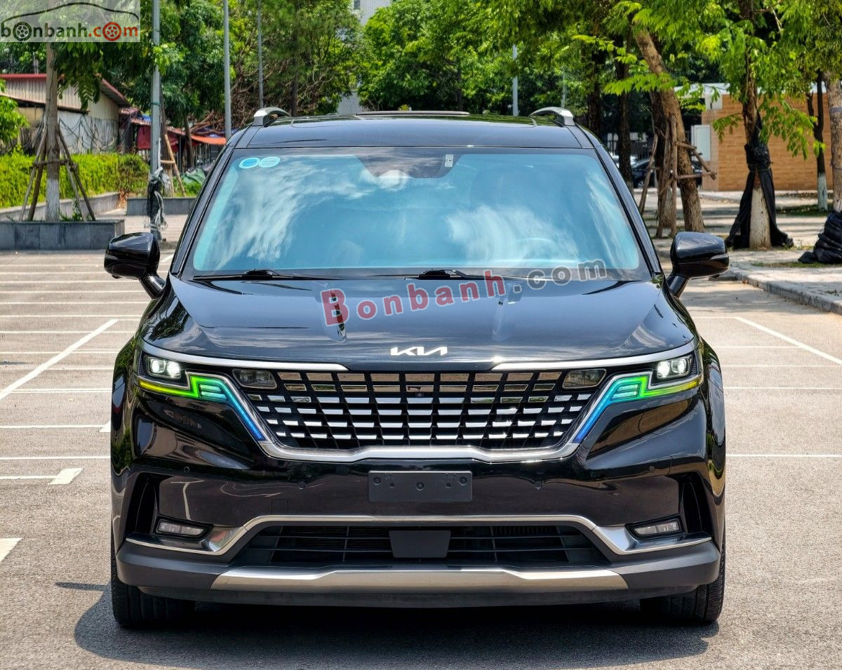 Kia Carnival Signature 2.2D