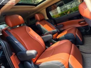 Xe Kia Carnival Signature 2.2D 2023