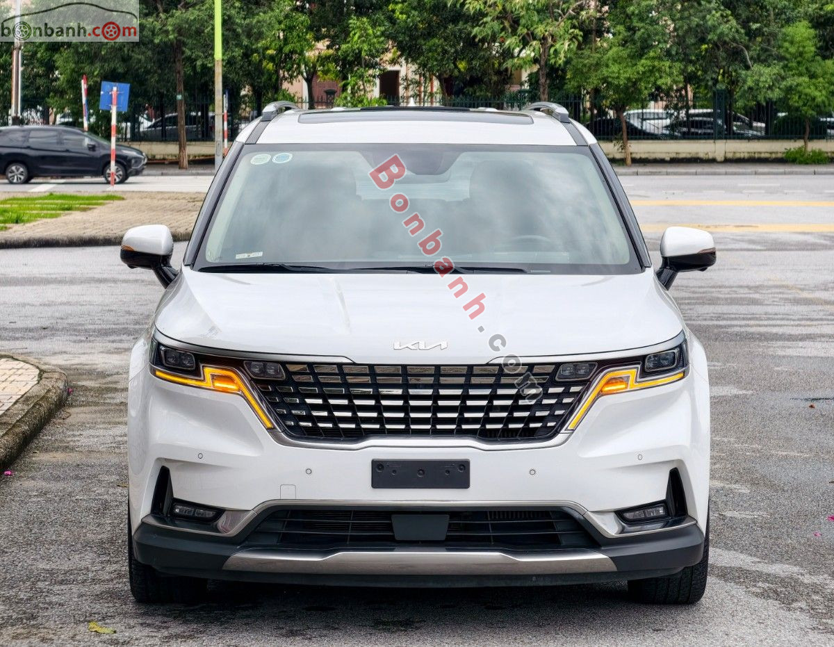 Kia Carnival Signature 2.2D